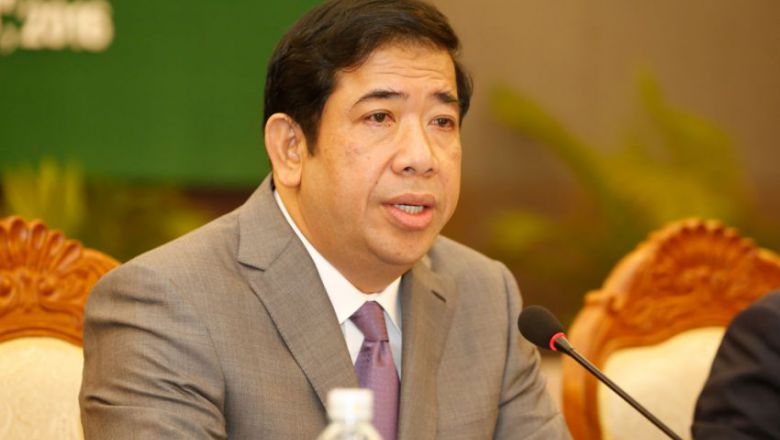 លោក​ ហ៊ុន សែន ​និង​អគ្គនាយកដ្ឋាន​ពន្ធដារ​ថា អាមេរិក​ភូតកុហក​រឿង​កាត់​ជំនួយ